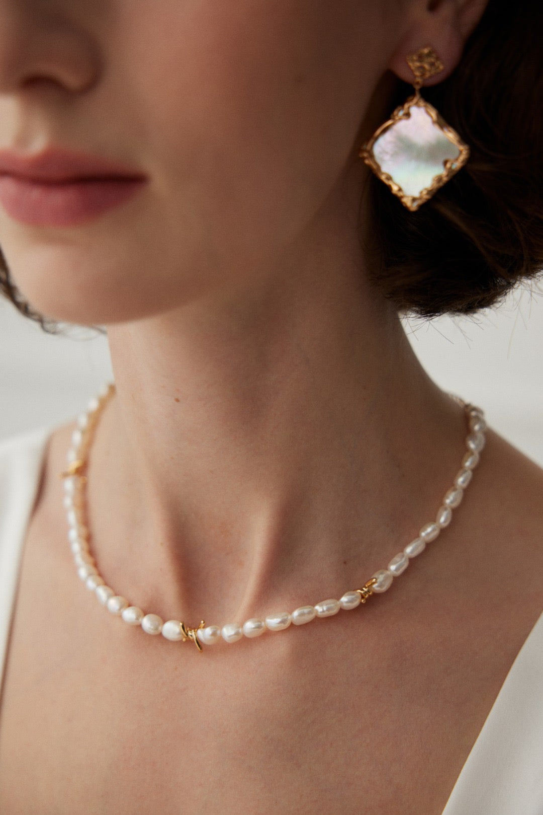 Vine Kiss Natural Baroque Pearl Necklace