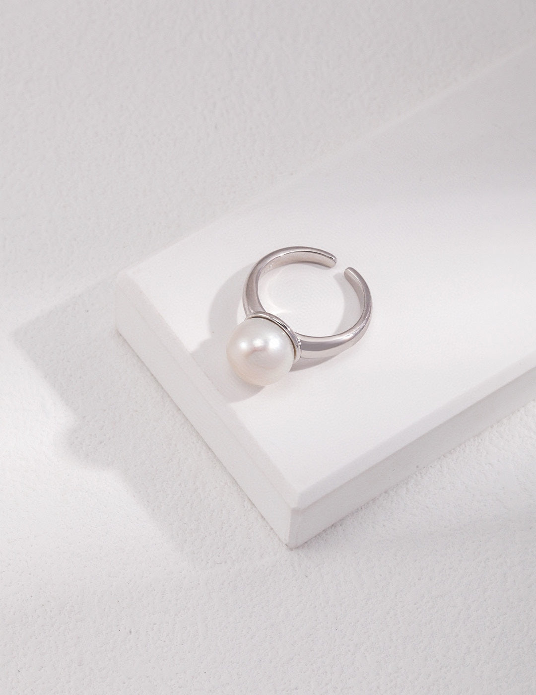 Sterling silver Pearl open ring (adjustable)